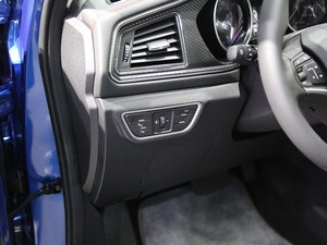 2017̩T300 Ϻ܇չ