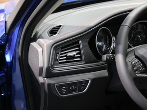 2017̩T300 Ϻ܇չ