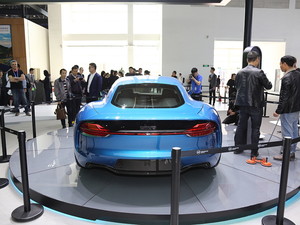 Isdera Commendatore GT 