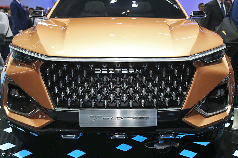 2018北京車展；實拍；奔騰T77概念車型