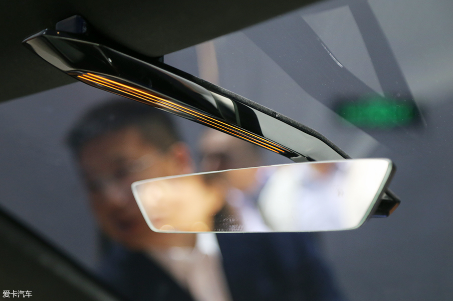 2018北京車展；實拍；奔騰T77概念車型