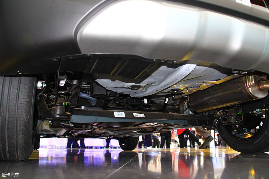 東風悅達起亞奕跑