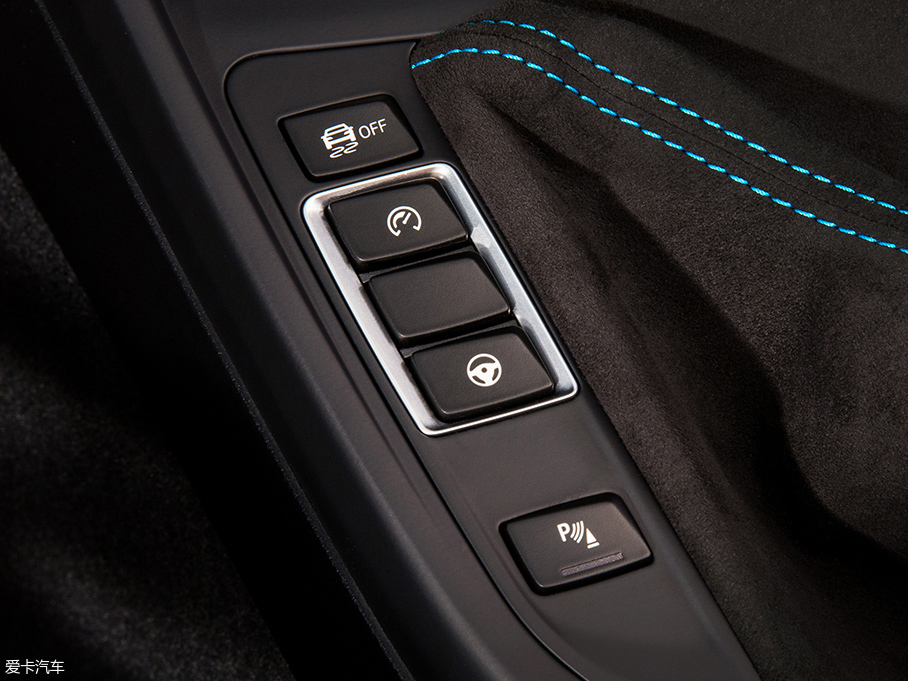 2018北京車展 寶馬M2 雷霆版靜態評測