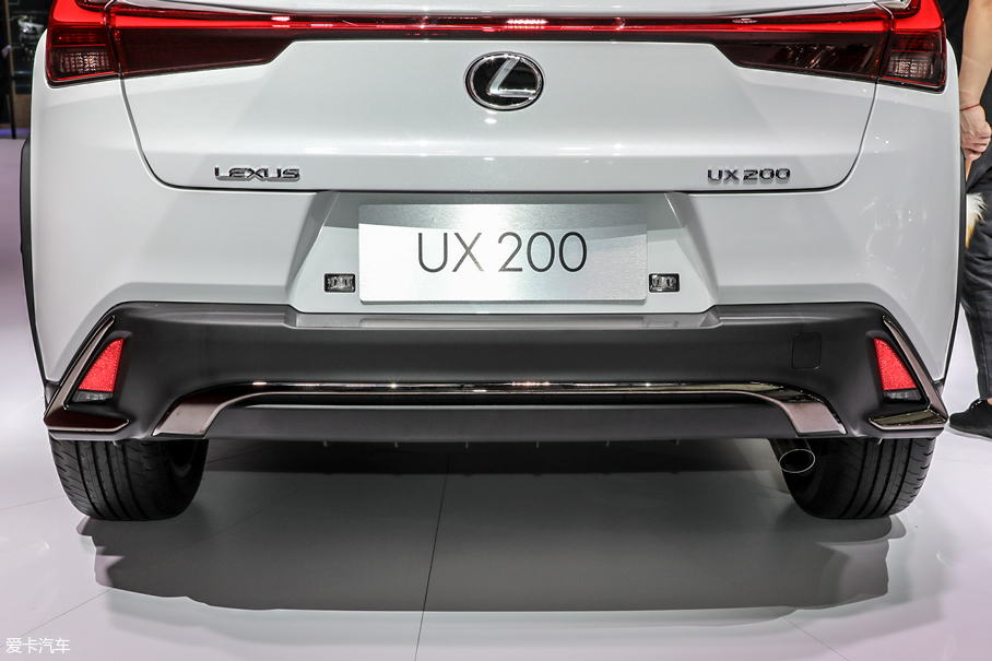 雷克薩斯UX