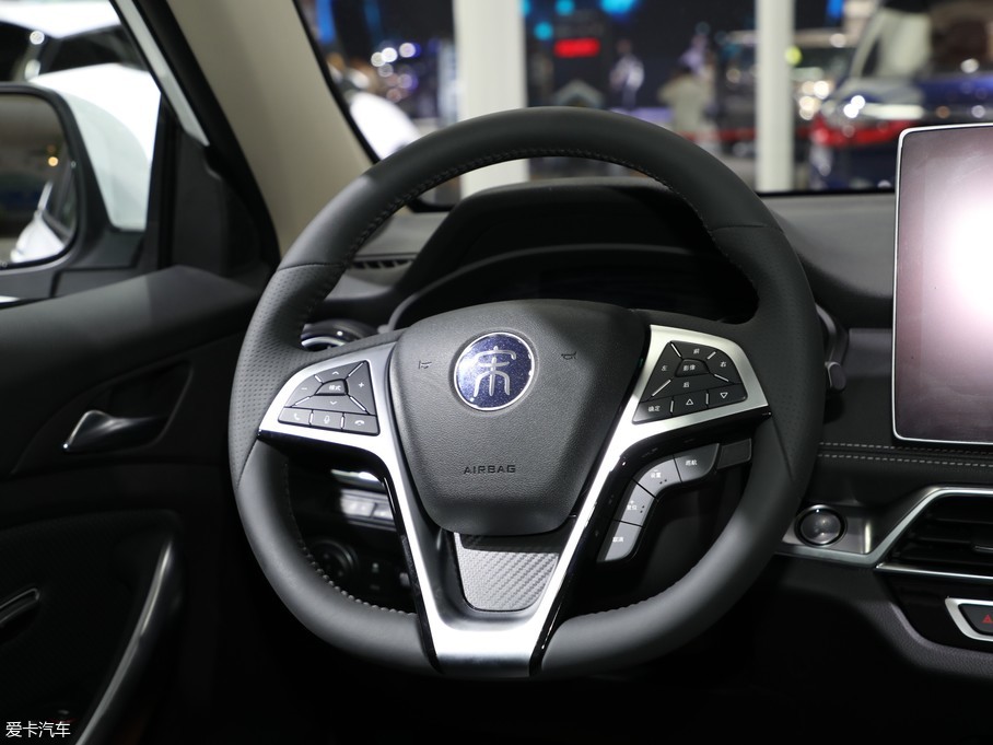 2018成都車展 比亞迪宋/宋DM靜態(tài)評測