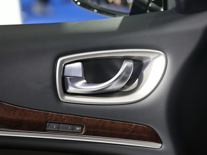 2018ӢQX60 Hybrid Ϻ܇չ