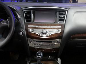 2018ӢQX60 Hybrid Ϻ܇չ