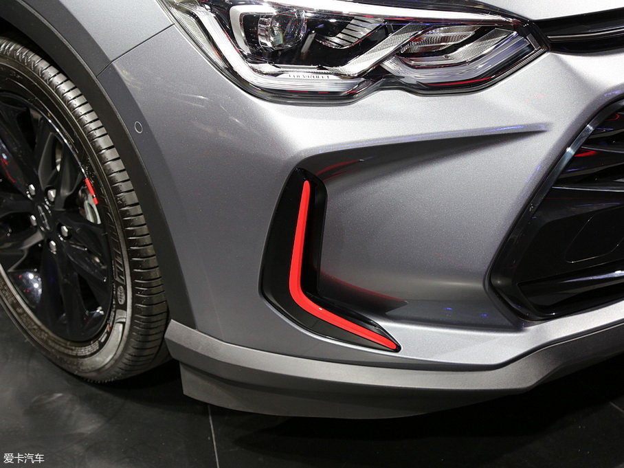 2018�����m�� 