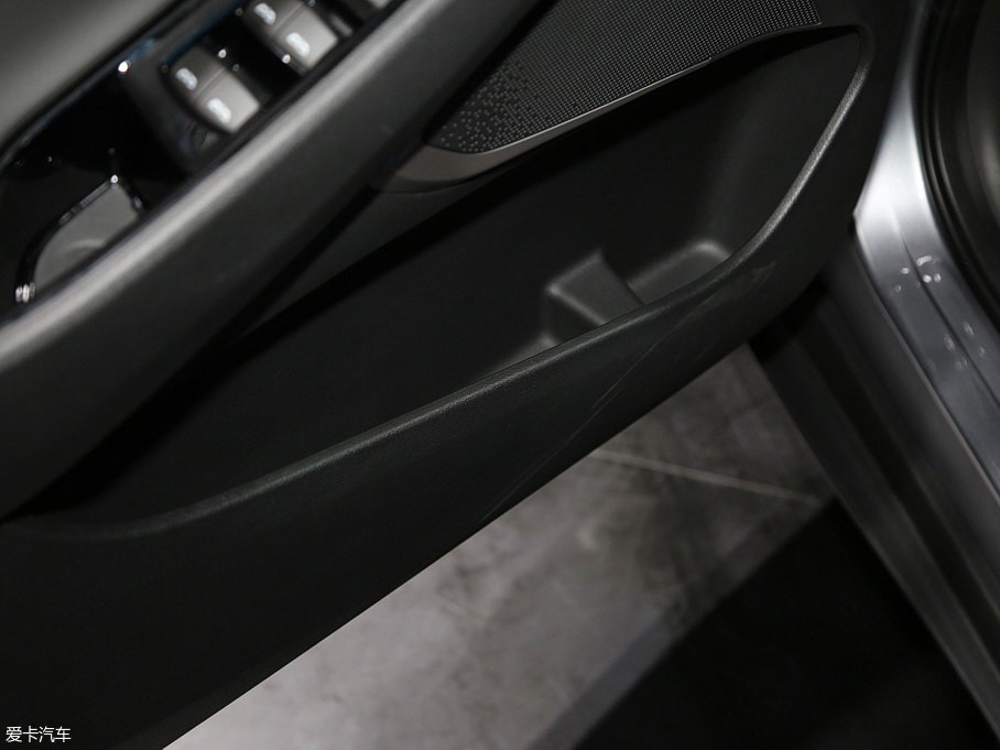 2018�����m�� 