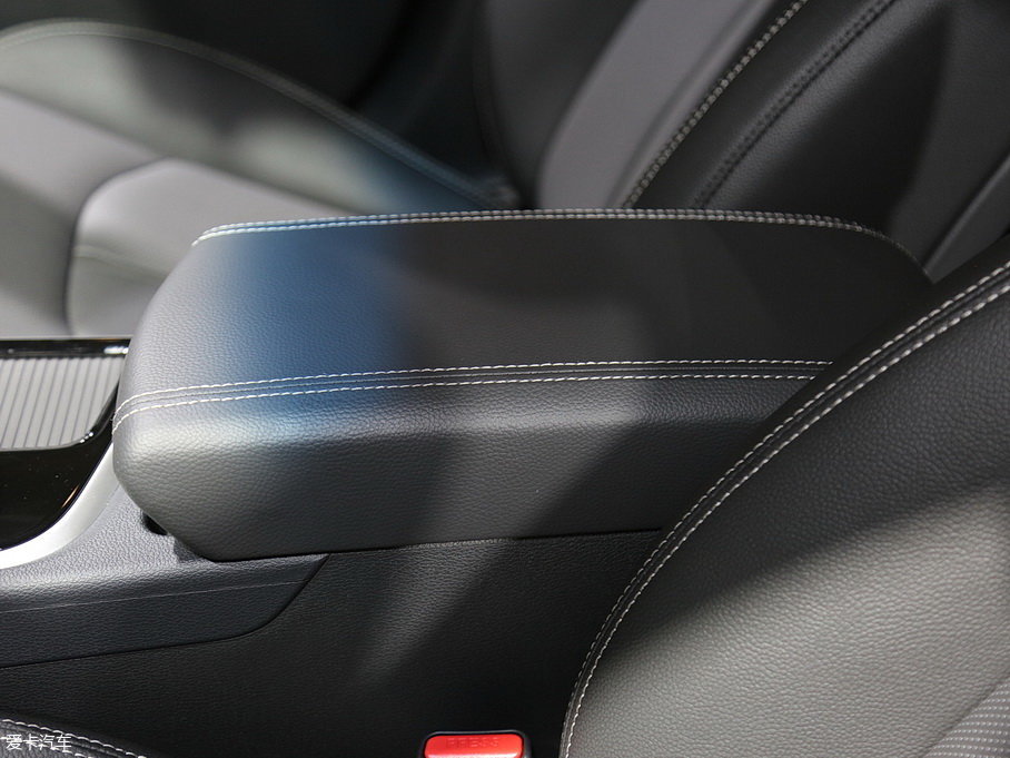 2018�����{����늻��(d��ng) 