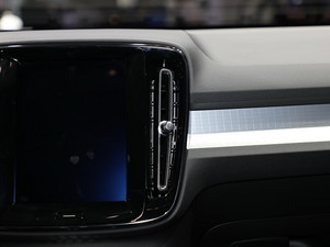 ֶXC40