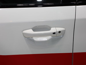 ͨD90