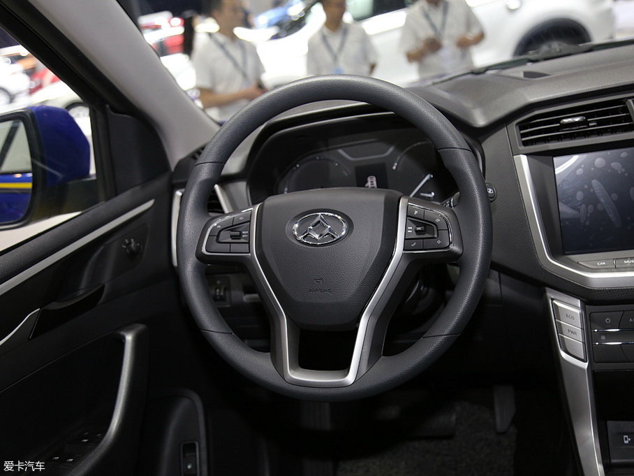 2017��������ͨMAXUS T60 