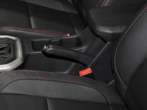 2017ͨMAXUS T60 Ϻ܇չ