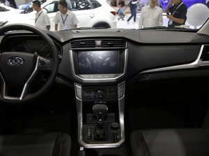 2017ͨMAXUS T60 Ϻ܇չ