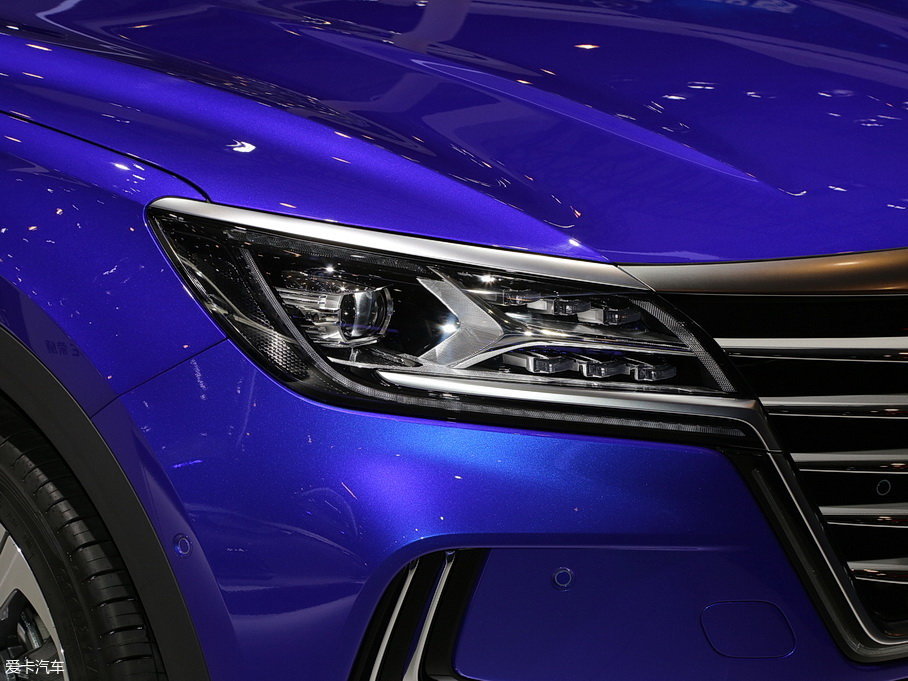 2018��s�� MARVEL X 