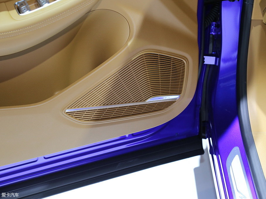 2018��s�� MARVEL X 