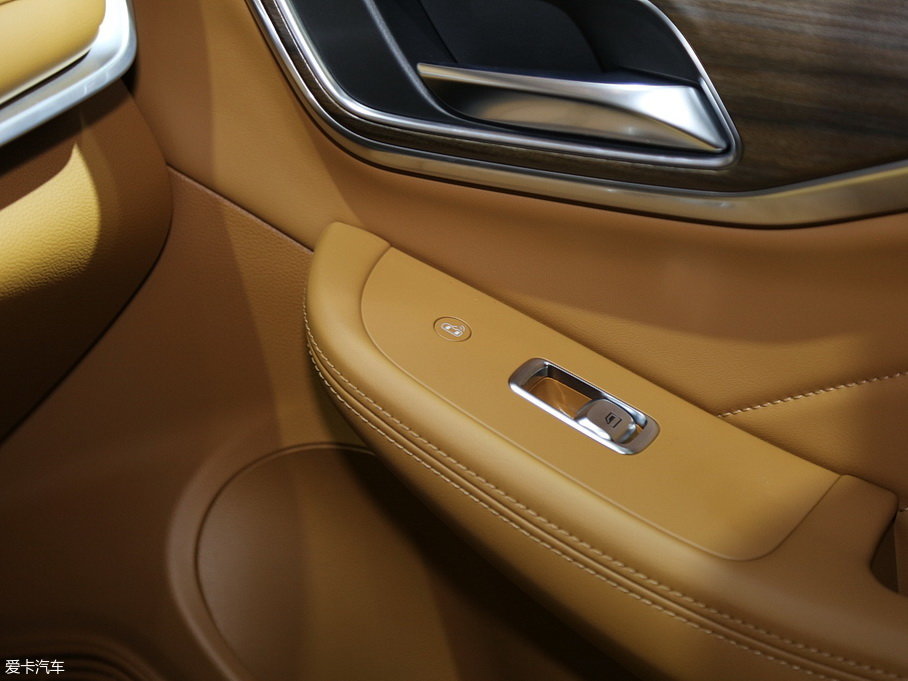 2018��s�� MARVEL X 