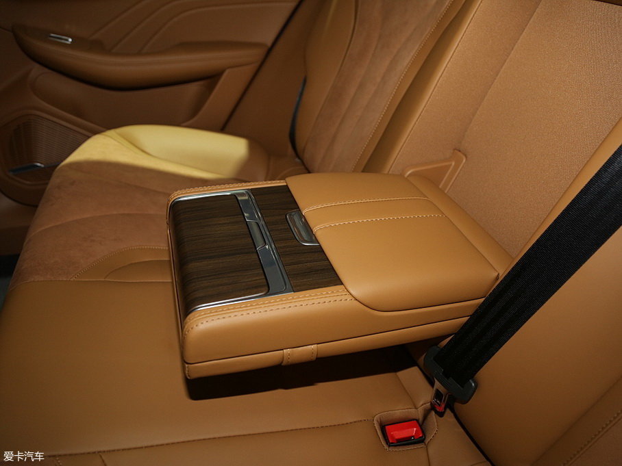 2018��s�� MARVEL X 