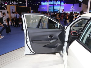 2018LANNIA {B Ϻ܇չ