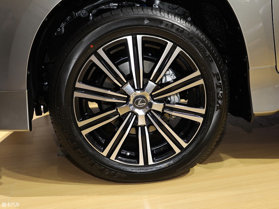 2019���׿��_˹LX 