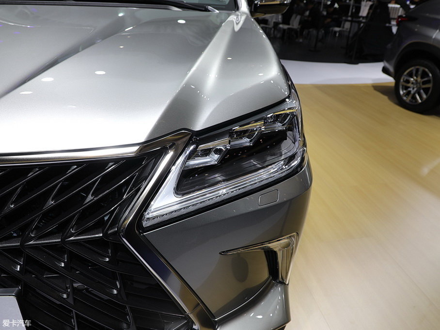 2019���׿��_˹LX 