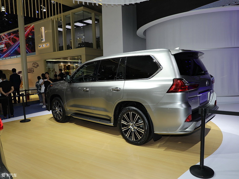 2019���׿��_˹LX 