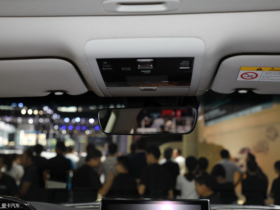 2019���׿��_˹LX 