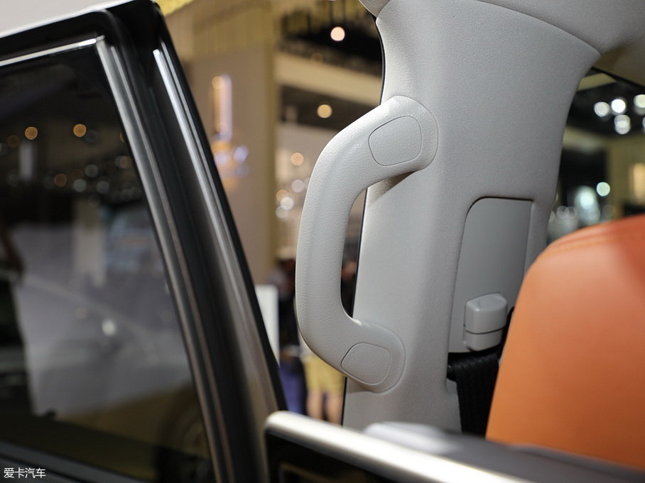 2019���׿��_˹LX 