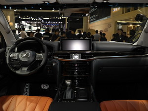 2019���׿��_˹LX �Ϻ�܇չ