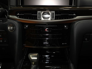 2019���׿��_˹LX �Ϻ�܇չ