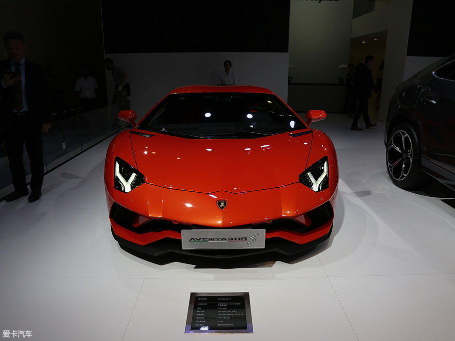 2019Aventador 