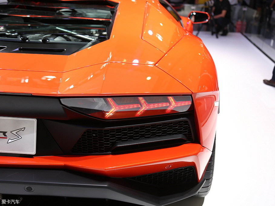 2019Aventador 