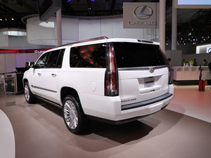 2017P׵ESCALADE Ϻ܇չ