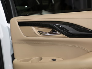 2017P׵ESCALADE Ϻ܇չ