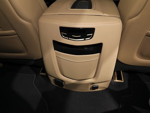 2017P׵ESCALADE Ϻ܇չ