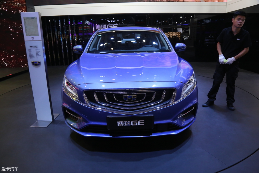 2018���PHEV 