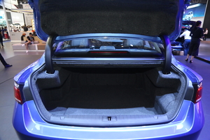 2018���PHEV �Ϻ�܇չ