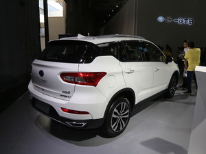  GS4 PHEV