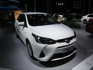 YARiS L 