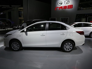 YARiS L 