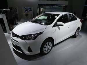 YARiS L 