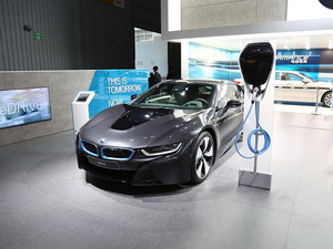 i8