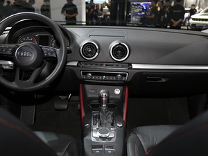 2018?yun)WA3 Limousine Ϻ܇(ch)չ