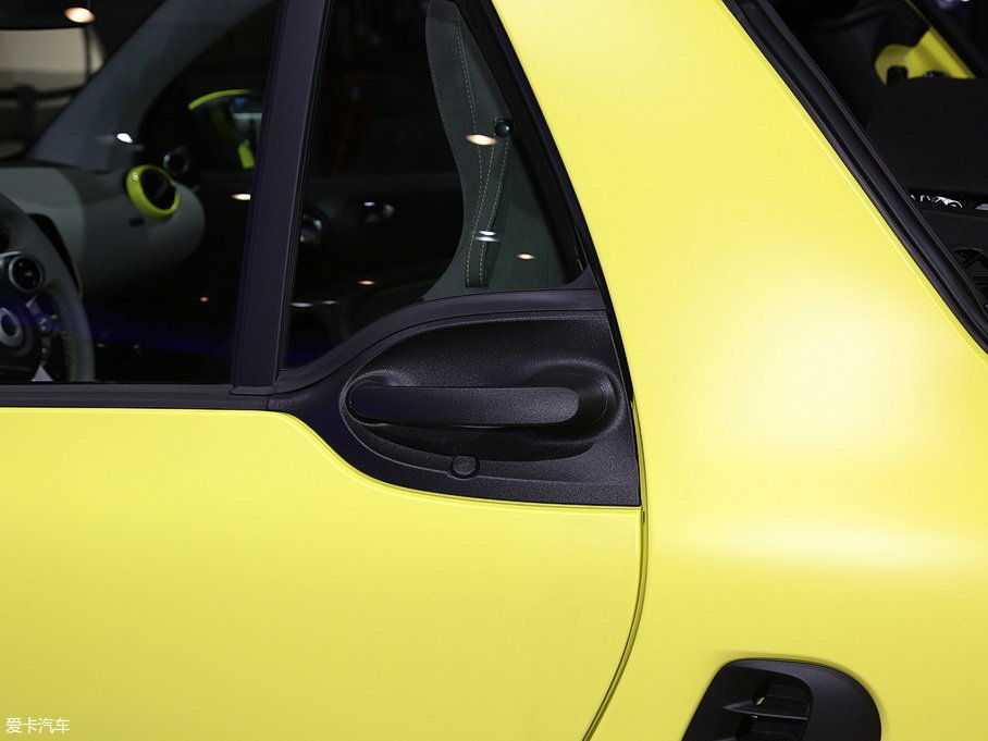 2018 smart fortwo 