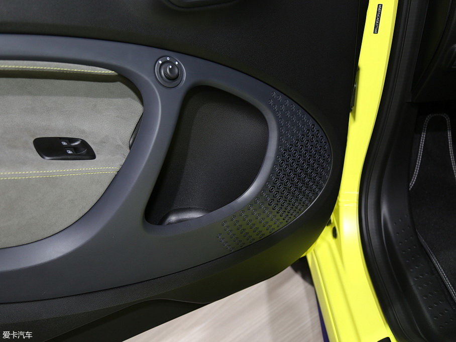 2018 smart fortwo 