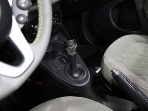 2018 smart fortwo Ϻ܇չ