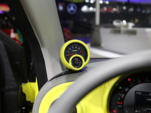 2018 smart fortwo Ϻ܇չ