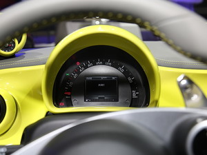 2018 smart fortwo Ϻ܇չ