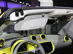 2018 smart fortwo Ϻ܇չ